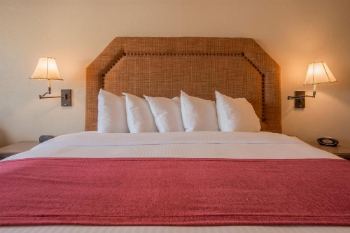 Table Mountain Inn image 18