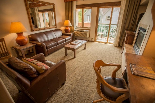 Table Mountain Inn image 2